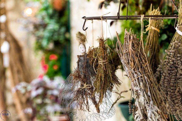 İzmir Alaçatı'da bulunan Serin Alaçatı Butik Otel için gerçekleştirilen kreatif otel fotoğraf çekimi