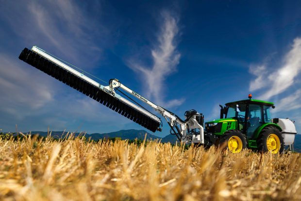 merih nişancı - endüstri fotoğrafçılığı - güneş paneli temizleme makinesi